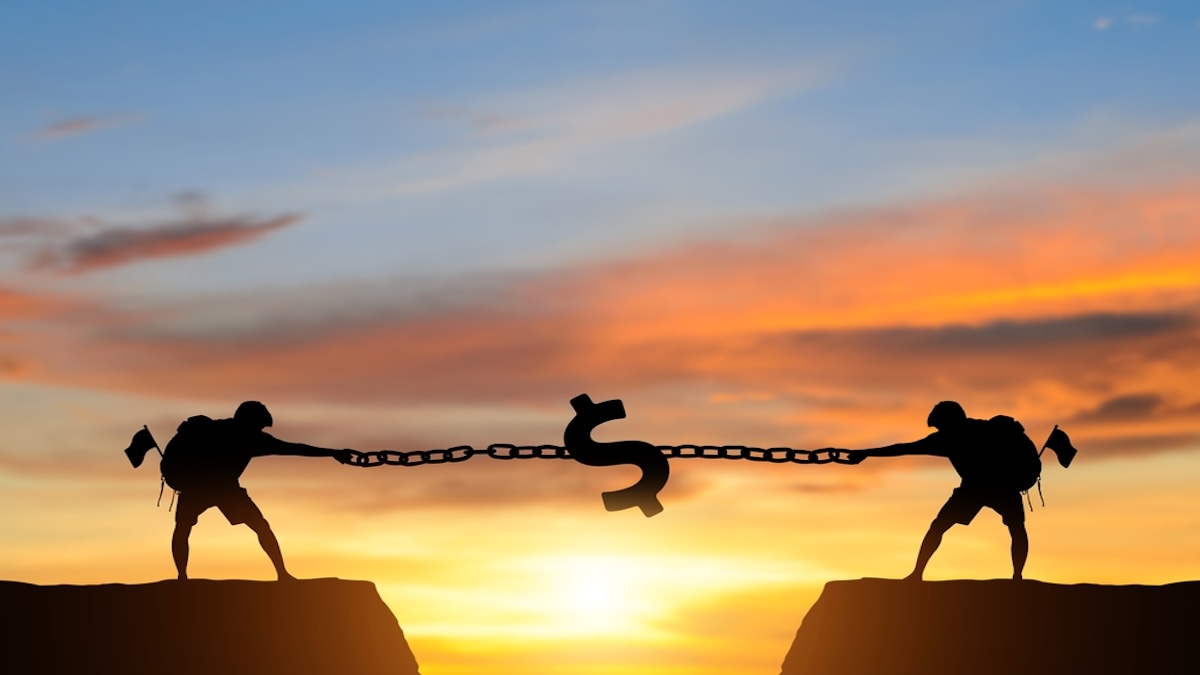 Stock Market Tug of War: Earnings vs. Rates